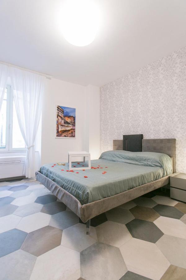 Anticaglia/24 Bed and Breakfast Napoli Eksteriør billede
