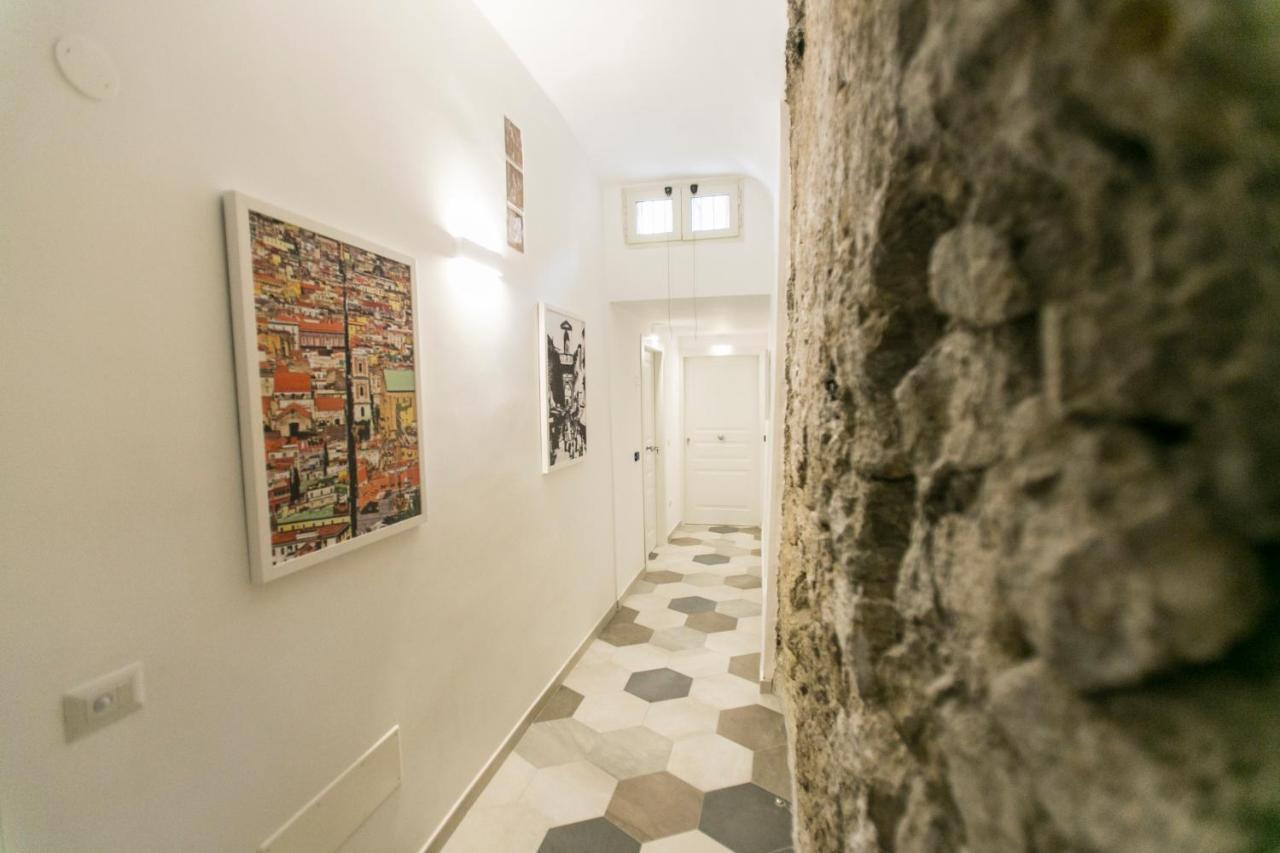 Anticaglia/24 Bed and Breakfast Napoli Eksteriør billede