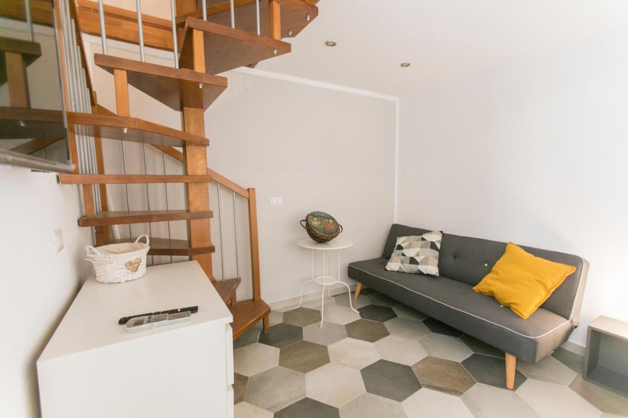 Anticaglia/24 Bed and Breakfast Napoli Eksteriør billede
